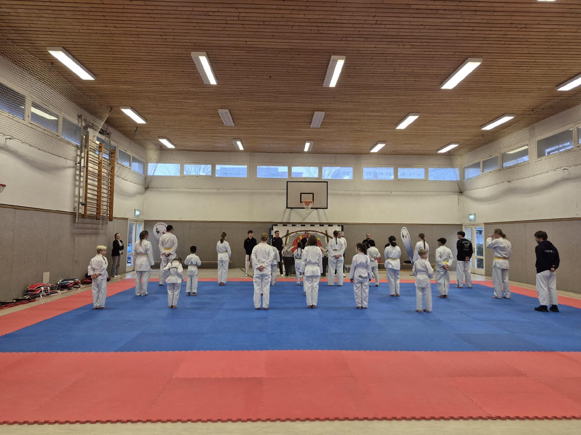 MIX&nbsp;&raquo;&nbsp;2026&nbsp;&raquo;&nbsp;Gürtelprüfung I
Gürtelprüfung