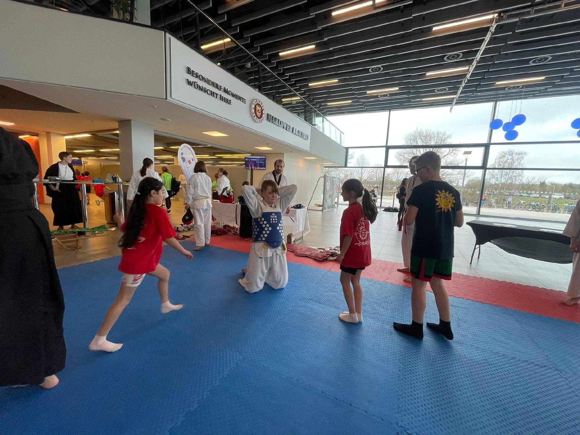 MIX » 2026 » 40. Hallensportfest
Hallensportfest der Hansestadt Rostock